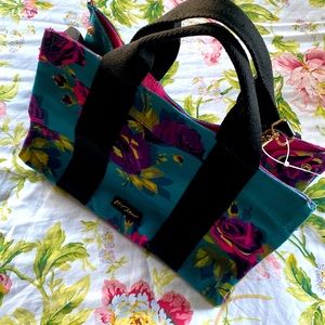 Betsey Johnson tote bag